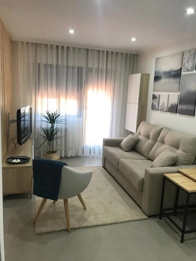 Apartamento de vacaciones para 4 personas, con vistas y jardín - 1