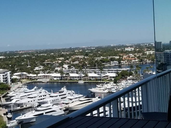 Vacation rental for 4 people, with pool and terrace in Florida