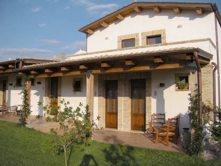 Gîte pour 2 personnes, avec Terrasse et Jardin ainsi que Bassin pour enfant et Piscine à Troia