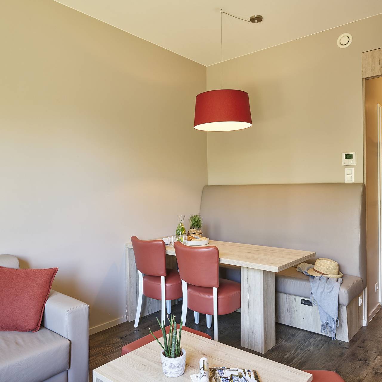 Holiday Suites Westende — Geräumige Familiensuite | 2 Erwachsene - 3 Kinder in Westende, Middelkerke