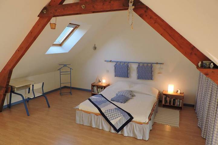 Gîte pour 6 personnes, avec piscine ainsi que jardin et terrasse à Pluméliau - 2