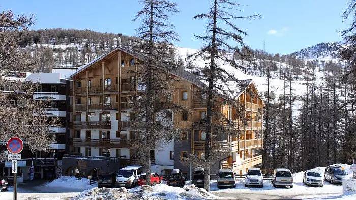 Gîte pour 6 personnes, avec balcon à Vars - 2