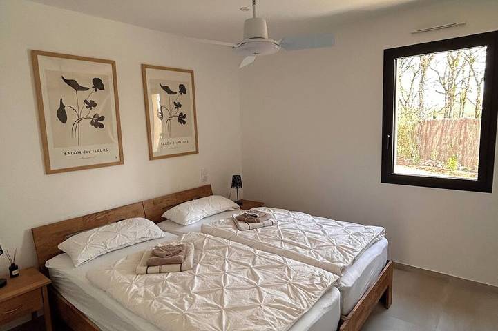 Location de vacances pour 8 personnes, avec piscine à Saint-Jean-de-Laur - 4