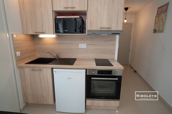 Estudio entero, Estudio para 4 personas con jardín in Vias Plage, Vias