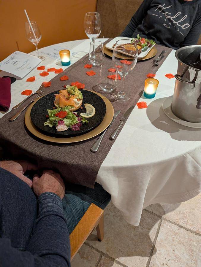 Chambre d’hôte pour 2 personnes, avec terrasse ainsi que jardin et vue dans Dentelles de Montmirail - 4