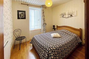 Location De Vacances pour 6 Personnes dans Ancy-le-Franc, Arrondissement d'Avallon, Photo 2