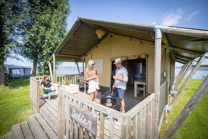 Camping voor 6 personen, with uitzicht and tuin as well as uitzicht op het meer, met huisdier in Provincie Utrecht
