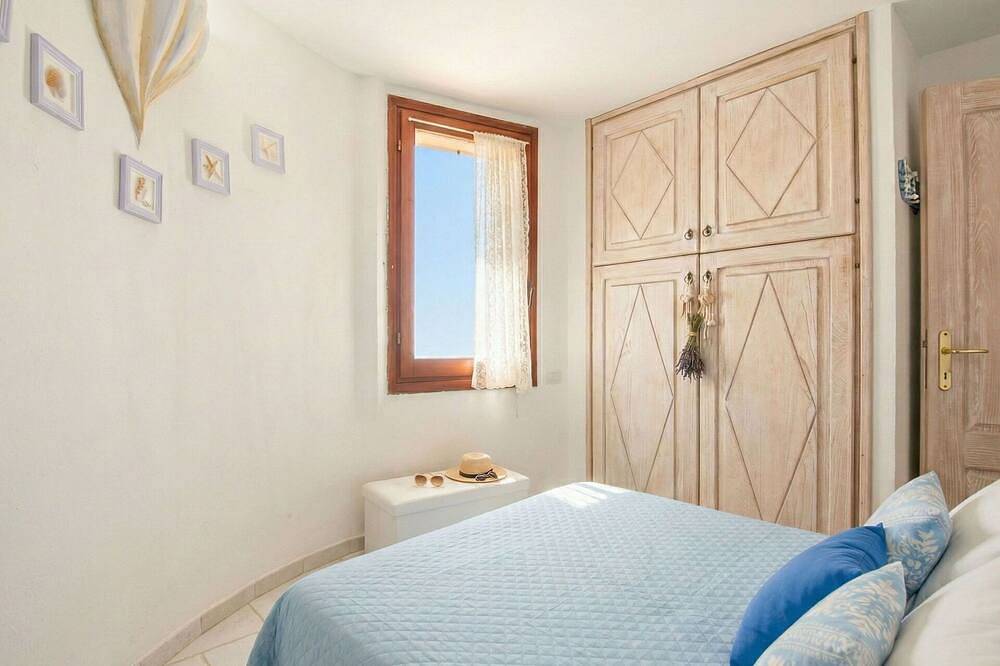 Entire apartment, Nice apartment for 6 people with A/C, pool, Tv and pets allowed in Arzachena, Costa Smeralda