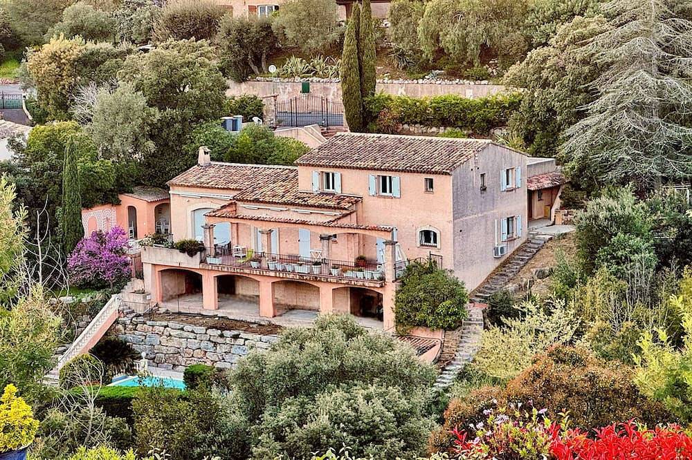 Seaside Villa With Pool - Perfect For Family & Friends in Agay, Saint-Raphaël (Var)
