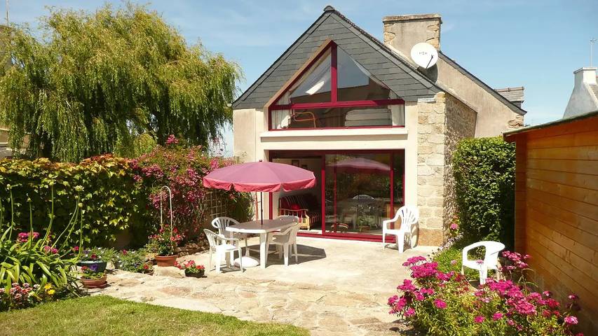 Location de vacances pour 4 personnes, avec Terrasse et Jardin dans Plage De Kervenni Plouguerneau