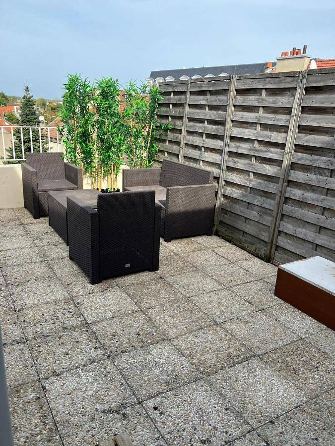 Appartement entier, One-Bedroom Apartment in Le Vésinet, Yvelines