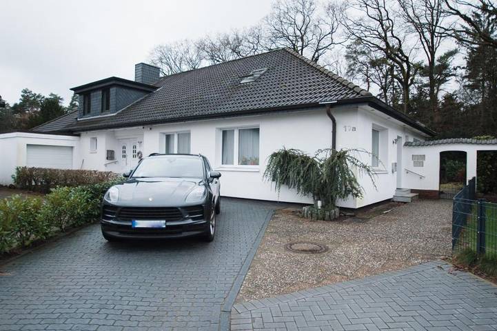 Ferienwohnung für 6 Personen, mit Terrasse und Garten sowie Ausblick in Norderstedt - 2
