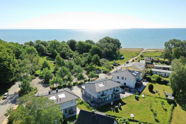 Ferienhaus für 6 Personen, mit Balkon und Garten sowie Pool und Sauna