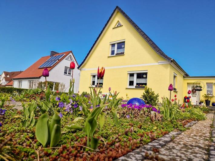 Bungalow für 3 Personen, mit Terrasse und Garten in Ribnitz-Damgarten
