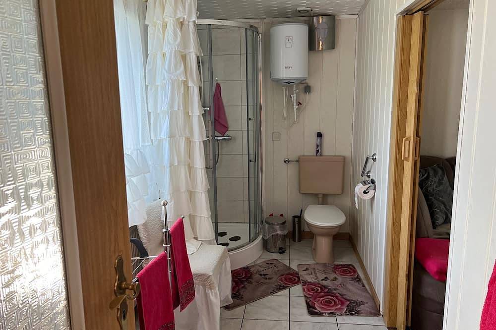 Ganze Wohnung, Ferienwohnung Fester - Ferienwohnung in Rechlin, Müritz