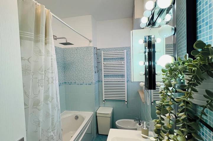 Entire apartment, Serene and cosy Sky Penthouse with a dea view Fiumicino in Fiumicino, Rome Province