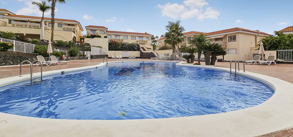 Location de vacances pour 4 personnes, avec jardin et piscine dans Chayofa - 3