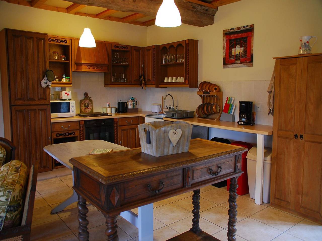 Golden Light Cottage Escape in Sainte-Marguerite-d'Elle, Région de Bayeux