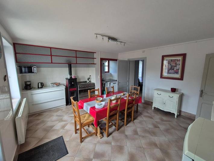 Location de vacances pour 4 personnes à Commelle-Vernay - 3