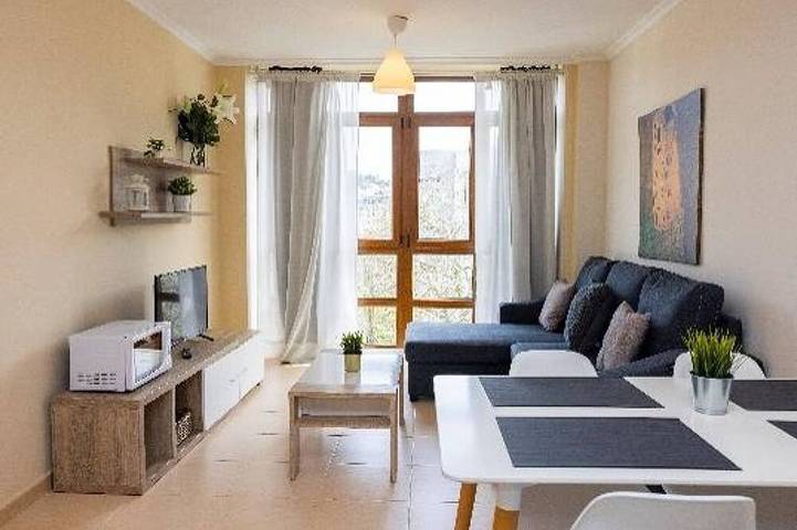 Apartamento de vacaciones para 4 personas, con jardín y piscina - 1