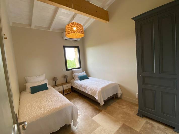 Casa de vacaciones 'Gite Lo Pomier' con wifi y aire acondicionado in Atur, Boulazac Isle Manoire
