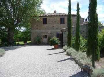 Casa Vacanza per 8 Persone in Radicofani, Val d’Orcia, Foto 1