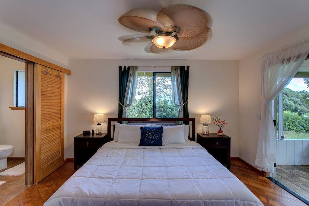 Neue Ferienwohnung mit Meerblick entlang der Hamakua Küste! in Hamakua