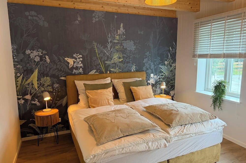 Die Alte Meierei - Historisches Ferienhaus mit Wellness - 150m zum Naturstrand in Quern, Steinbergkirche