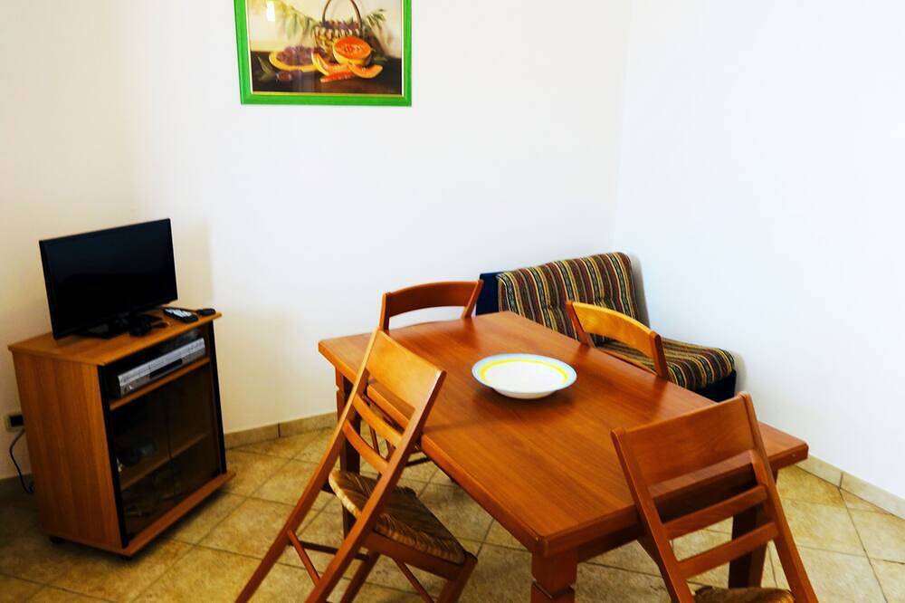 Entire apartment, Second floor at 300mt. sand from 4 places in Lido Marini, Gulf of Taranto