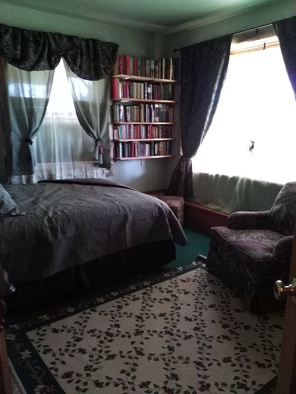 Das grüne Zimmer @ Hungry Moose B & B in Kenai Peninsula