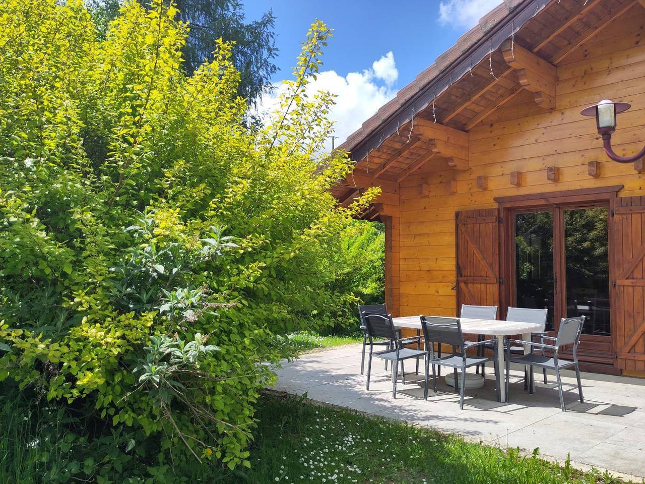 Gîte for 6 people with terrace in Gevresin, Doubs