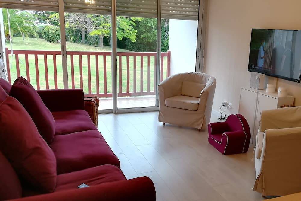 Ganze Wohnung, 500 m from Erromardie beach, very nice apartment of 40 m². in Saint-Jean-de-Luz, Bayonne und Umgebung