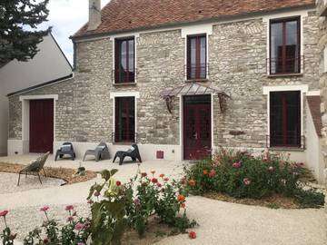 Gîte pour 10 personnes, avec jardin dans Château de Vaux le Vicomte