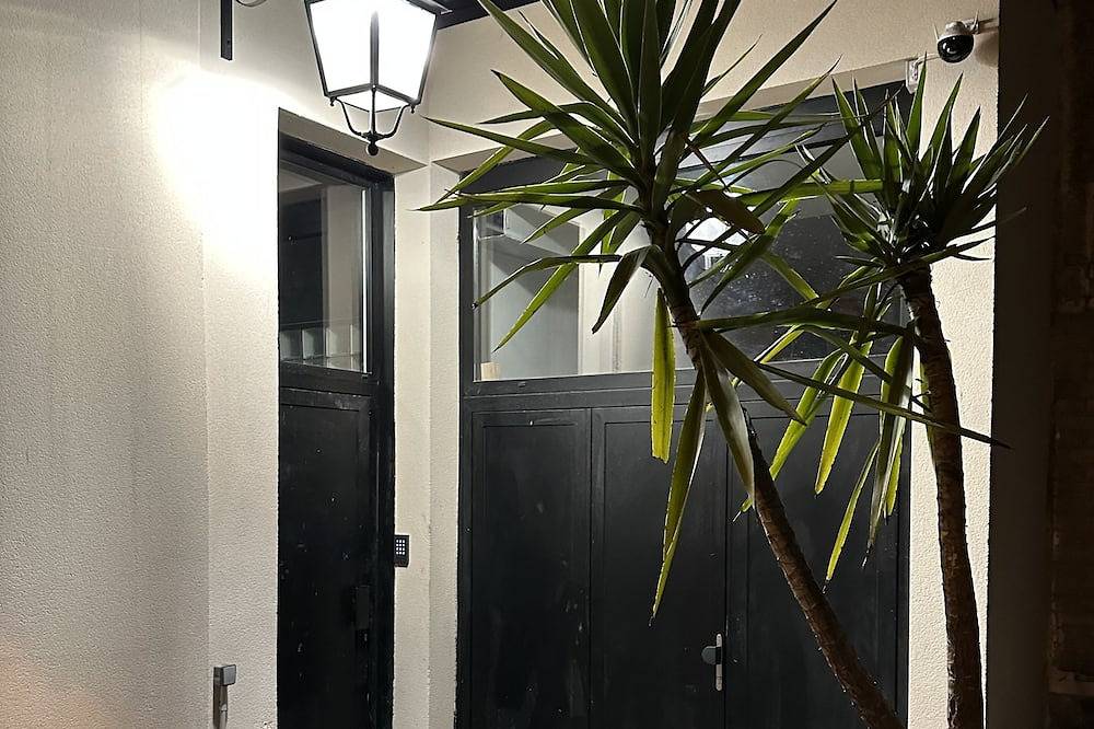 Appartement entier, Green Studio Cosy completely autonomous in Bois-Colombes, Hauts-de-Seine