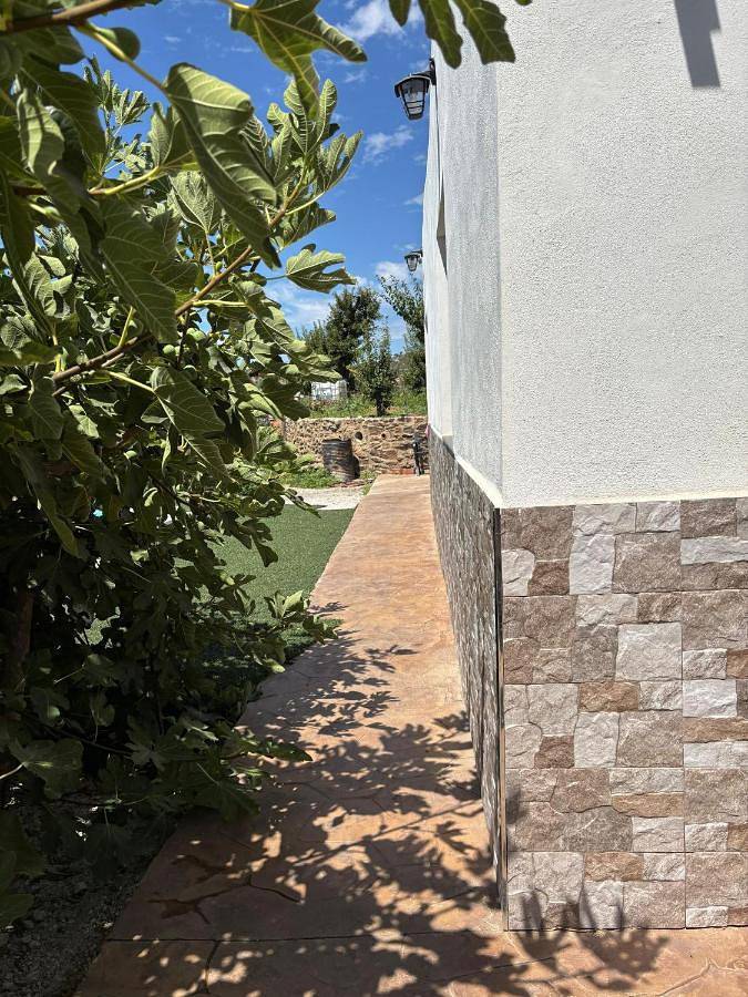 Casa de vacaciones para 9 personas, con piscina además de jardín y vistas en Alpujarras - 3