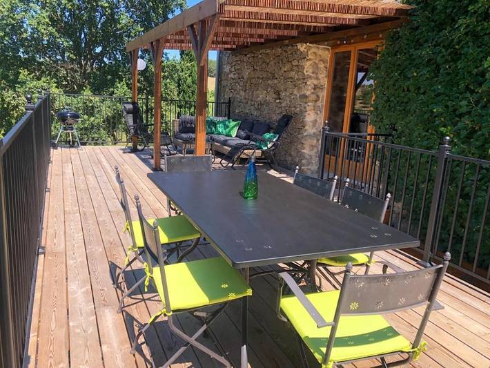 Location de vacances pour 6 personnes, avec jardin et piscine dans Lapenne - 2