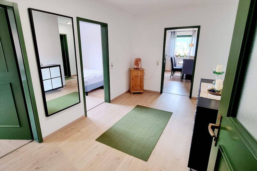 Ganze Wohnung, Helle, großzügige Wohnung (96m²) mit Bergblick und top Ausstattung in Piding, Bayerische Alpen