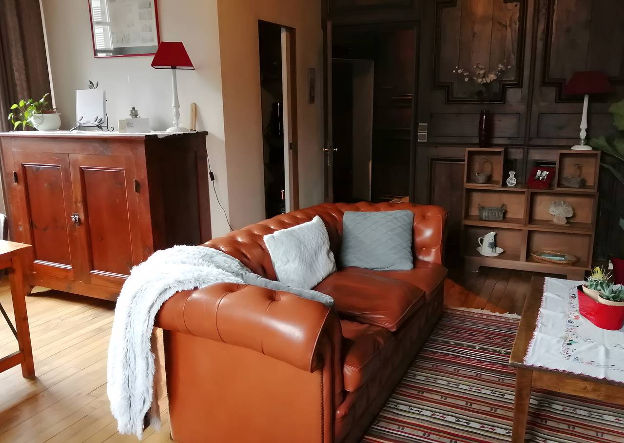 Duplex de la maison dite des princes de monaco in Vic-sur-Cère, Région d'Aurillac