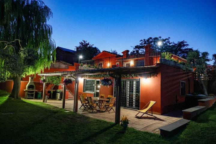 Location de vacances pour 4 personnes, avec piscine ainsi que jardin et vue, animaux acceptés dans La Storta