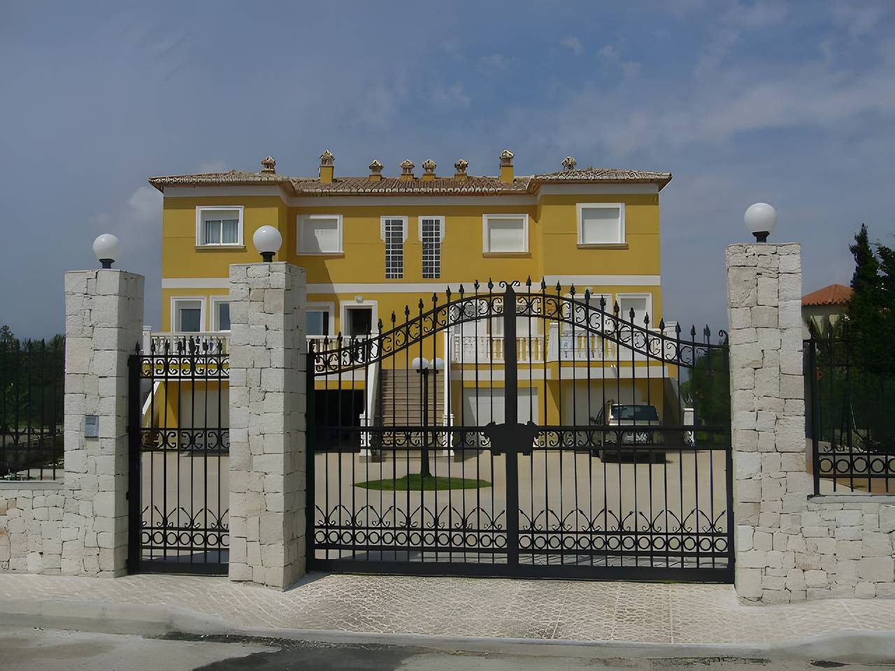 Casa Vacacional 'Adosado Oliva Nova' con Piscina Compartida, Terraza y Wi-Fi in Oliva, Costa Blanca