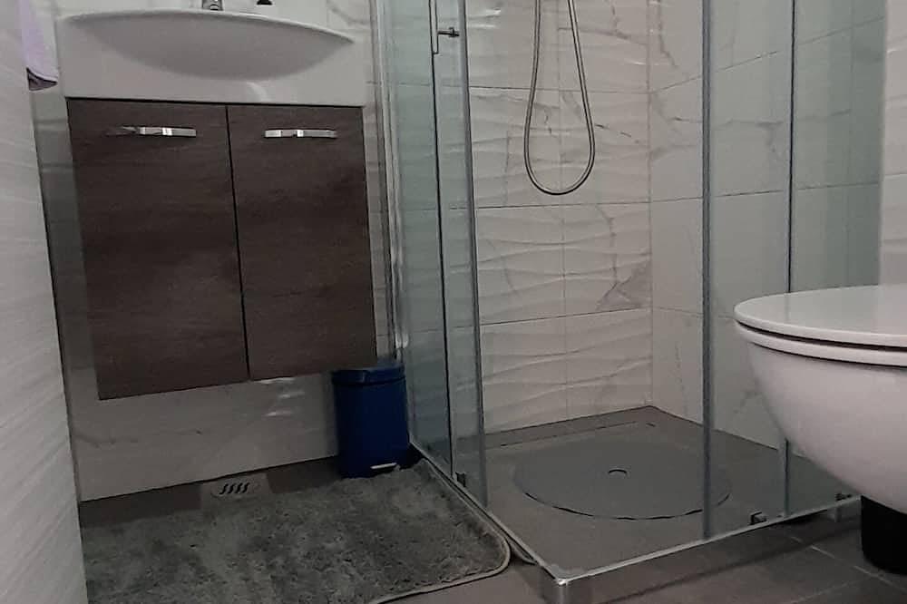 Ganze Wohnung, Studio B&P -  5 min from the beach! in Kastel Stafilic, Kaštela