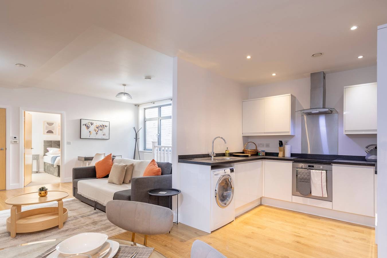 Ganze Ferienwohnung, The Albany Sleeps 2 with Wifi in Surrey