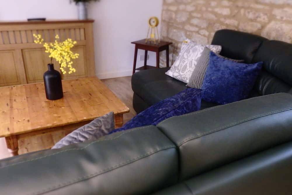 Cotswold Cottage - The Cottage - in the centre of Burford in Burford, Oxfordshire