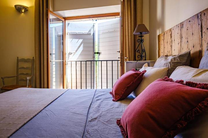 Location de vacances pour 2 personnes, avec Terrasse et Jardin à Verquières - 3