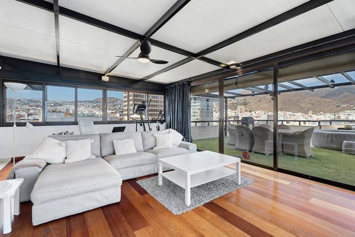 Ferienhaus für 4 Personen, mit Balkon und Sauna sowie Whirlpool