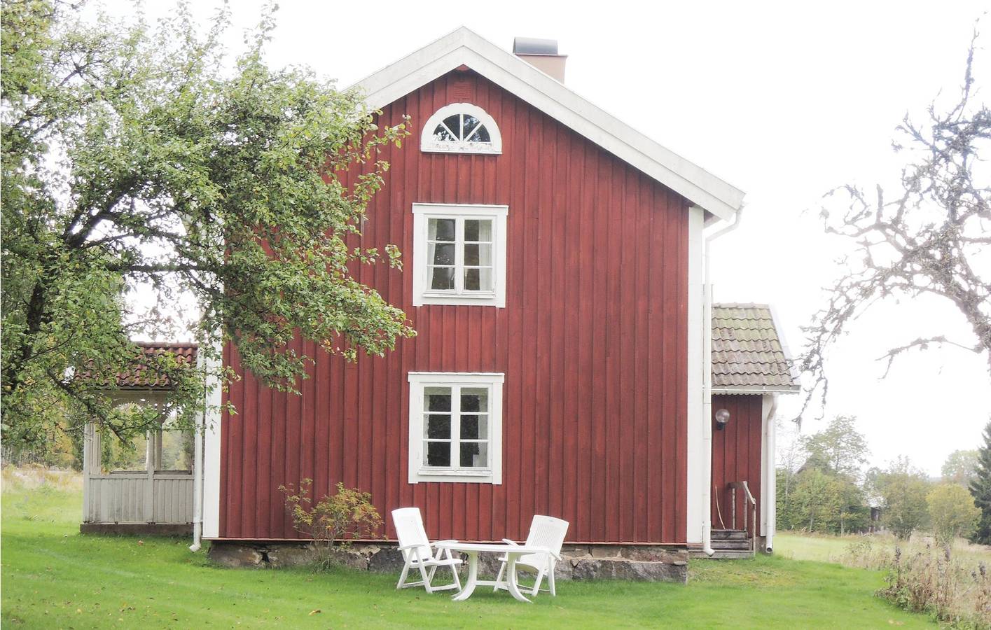 Ferienhaus für 6 Personen mit Terrasse in Söndra, Jönköpings län