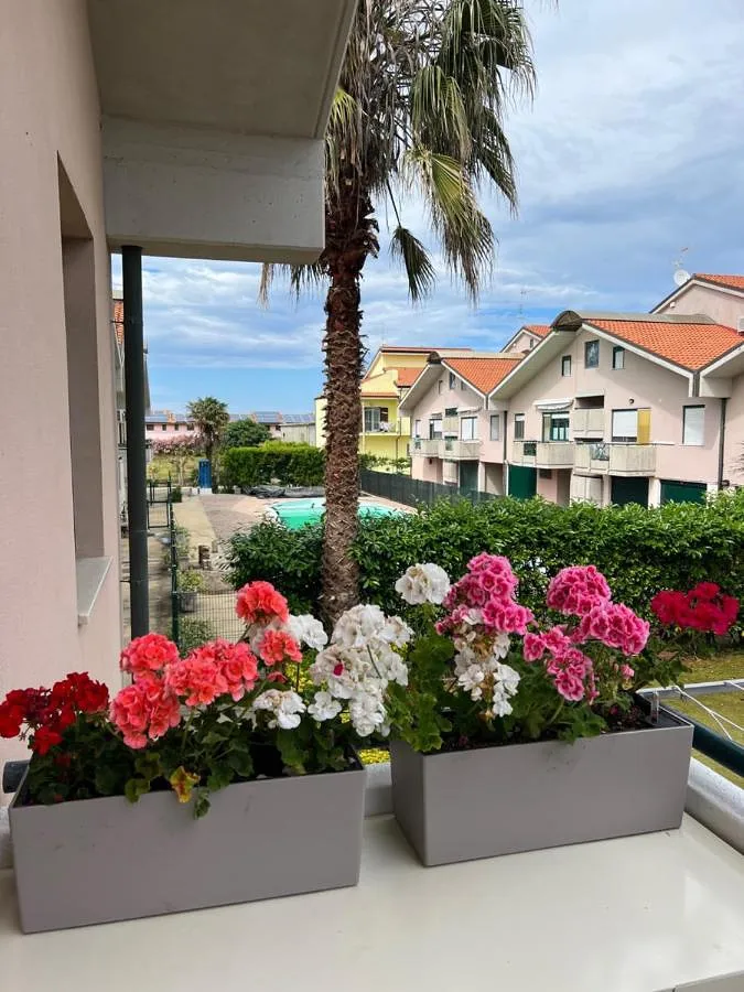 Appartamento vacanze per 4 persone, con piscina e panorama nonché giardino - 1