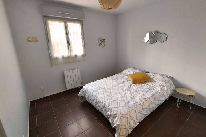 Gîte pour 4 personnes, avec terrasse et jardin à Mantes-la-Jolie - 2