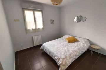 Appartement De Vacances pour 4 Personnes dans Mantes-la-Jolie, Yvelines, Photo 1