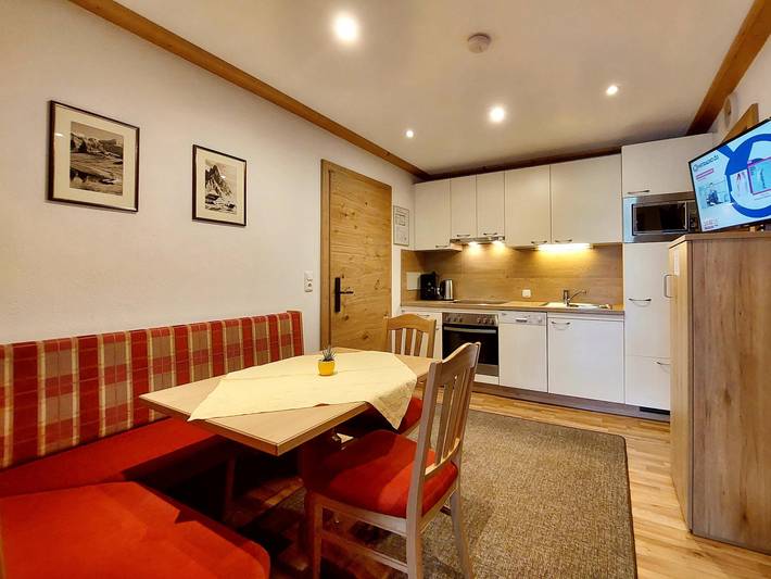 Ferienwohnung für 3 Personen, mit Sauna und Garten in Kappl - 4